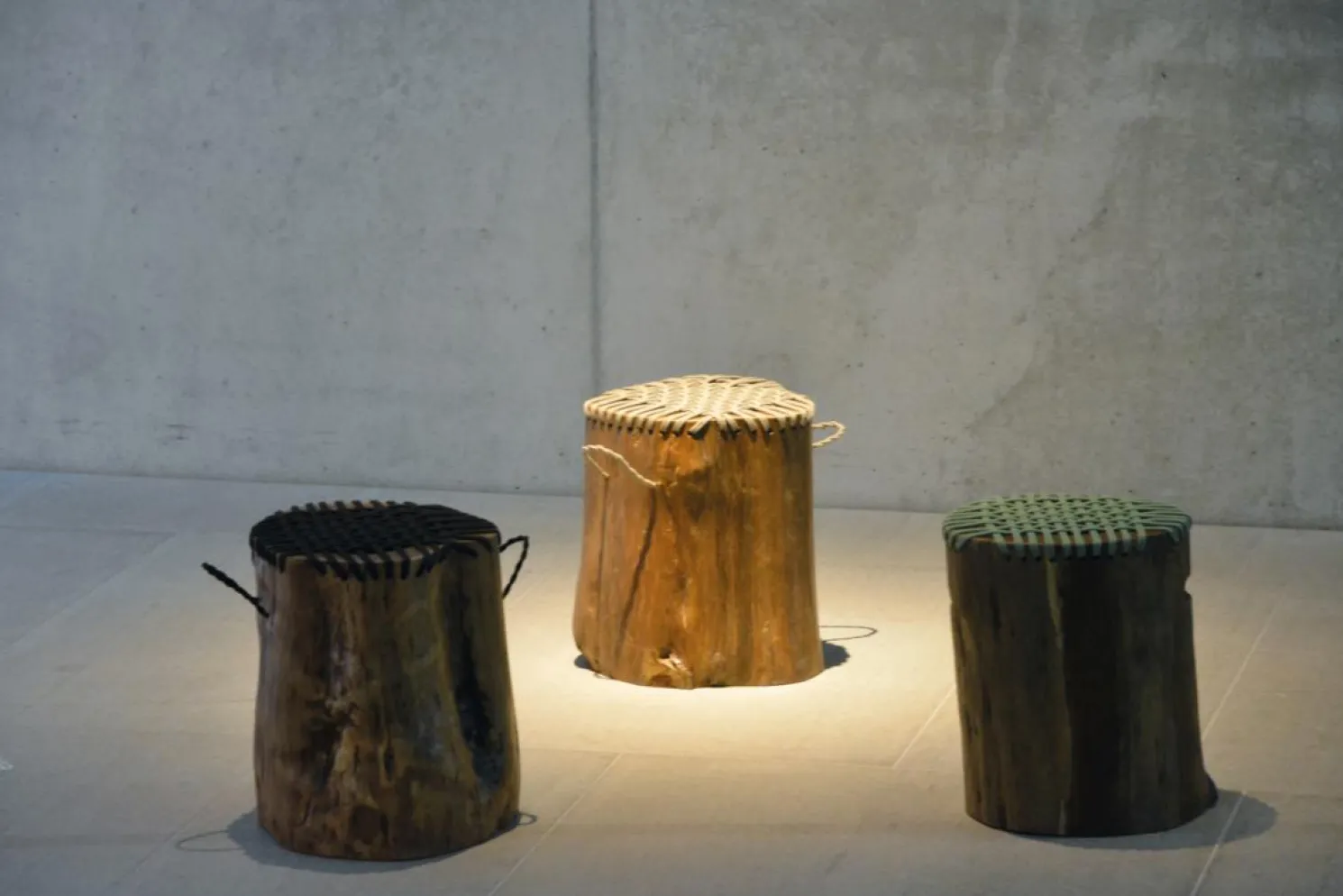 Jan Kurtz Hocker Cono, mint
