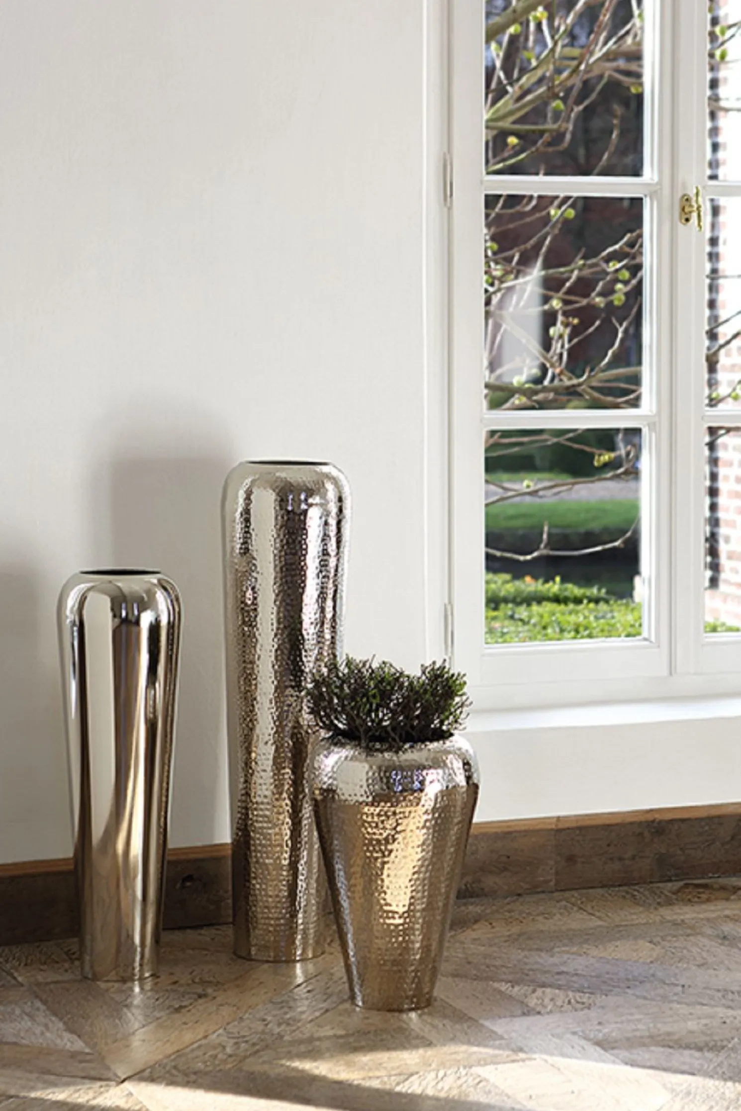 Fink TUTZI schmale Bodenvase gehämmert Ø 22 cm, Höhe 70 cm