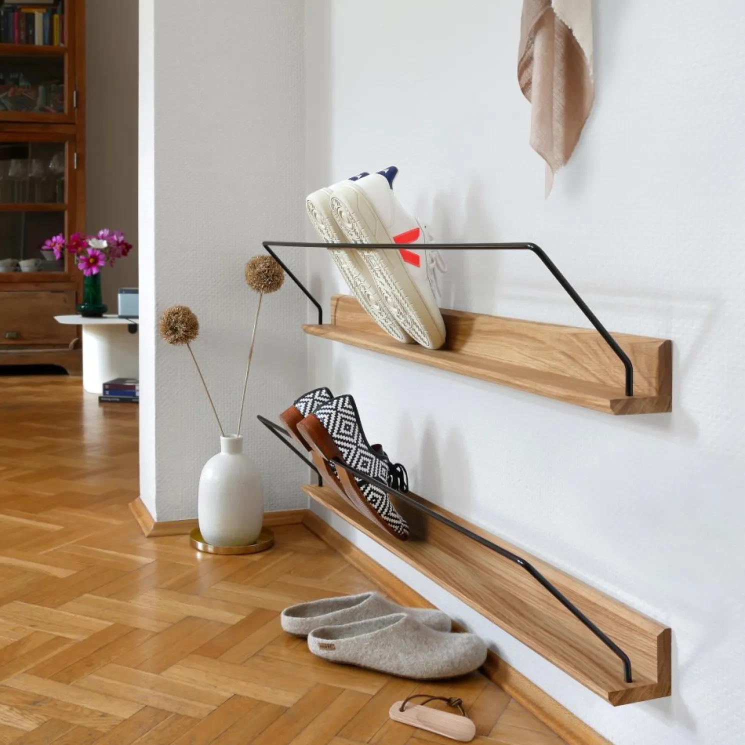 vonbox Hänge-Schuhregal Take 5 - edles Eichenholz