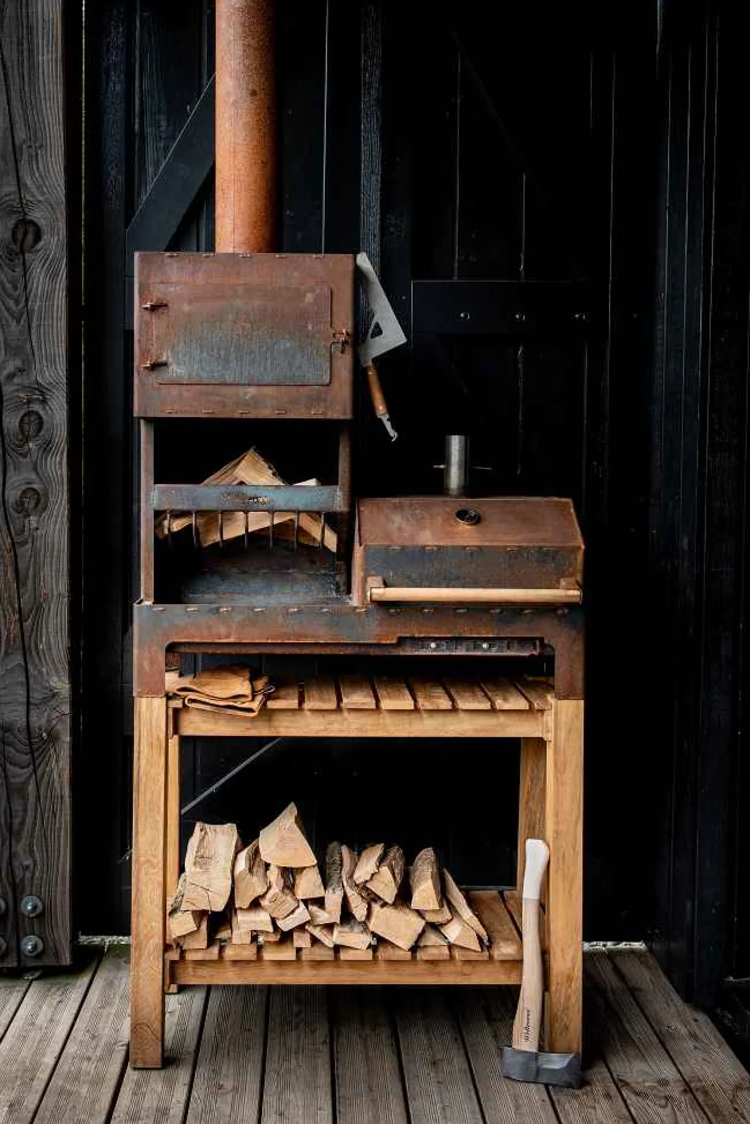 Weltevree Outdooroven XL aus Cortenstahl