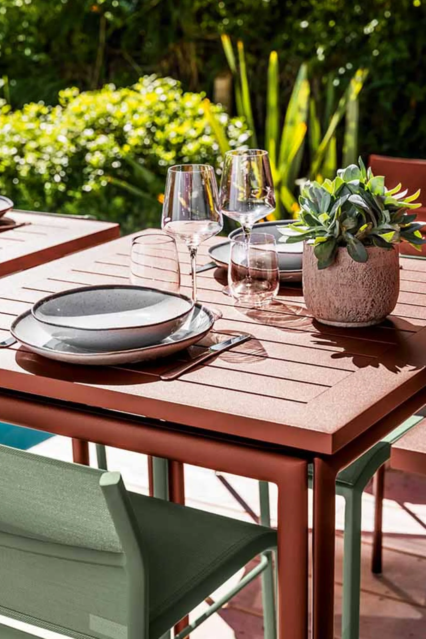 Fermob COSTA Tisch Aluminium Abyssblau 80 x 80 cm