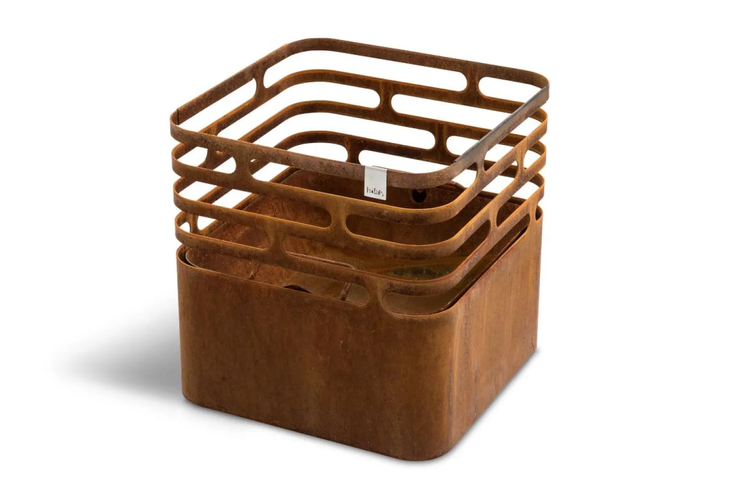 höfats CUBE Feuerkorb und Hocker rostig