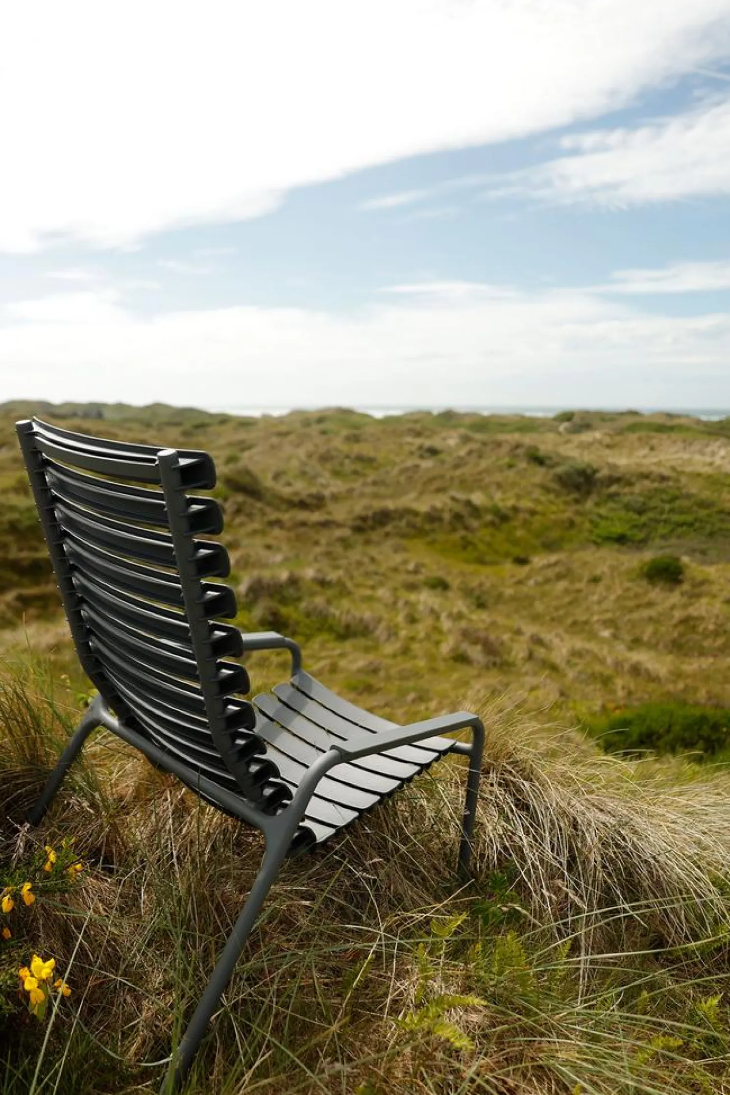 HOUE ReCLIPS Outdoor Loungestuhl Aluminium olivgrün