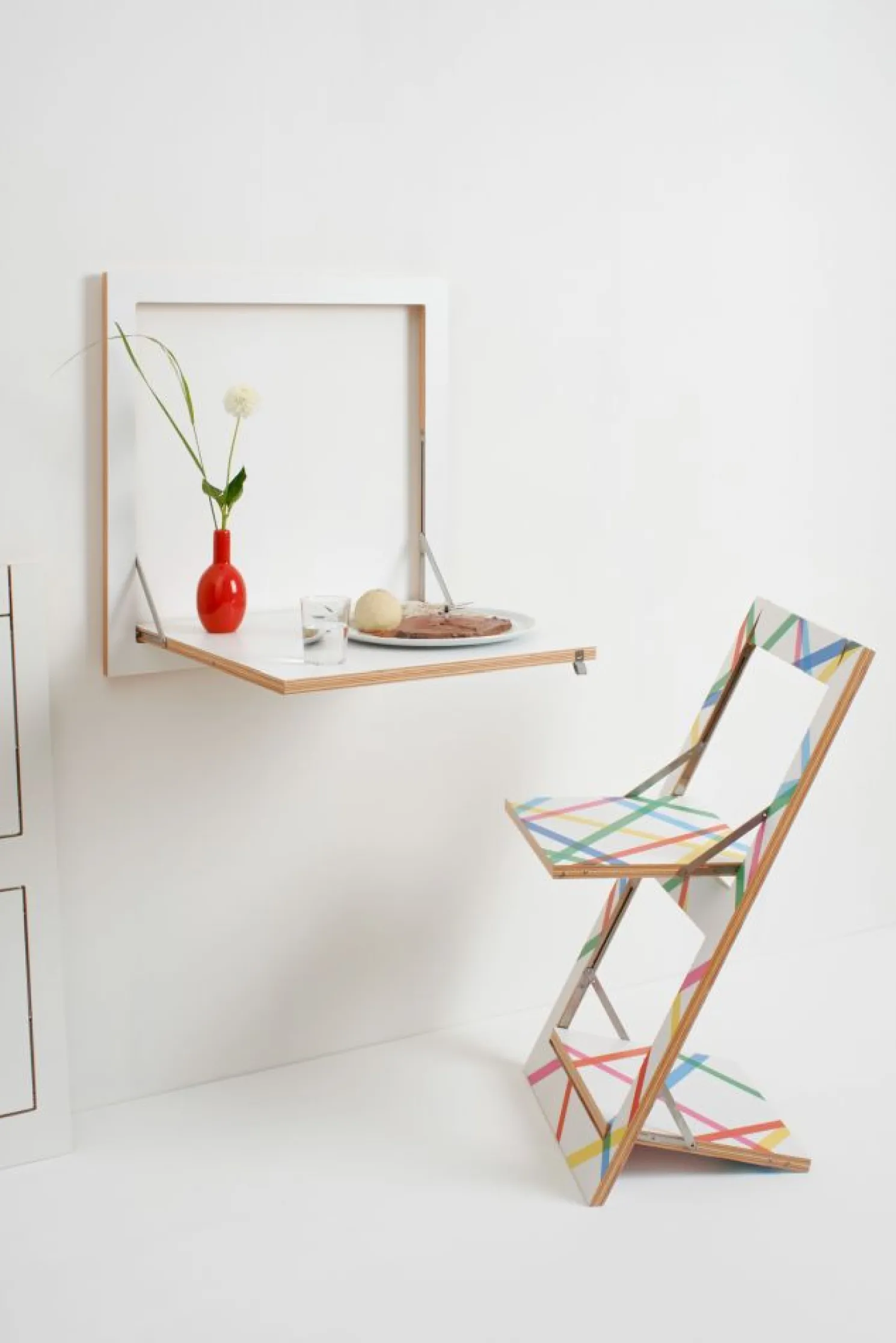 AMBIVALENZ Fläpps Kittchen Tisch Weiß