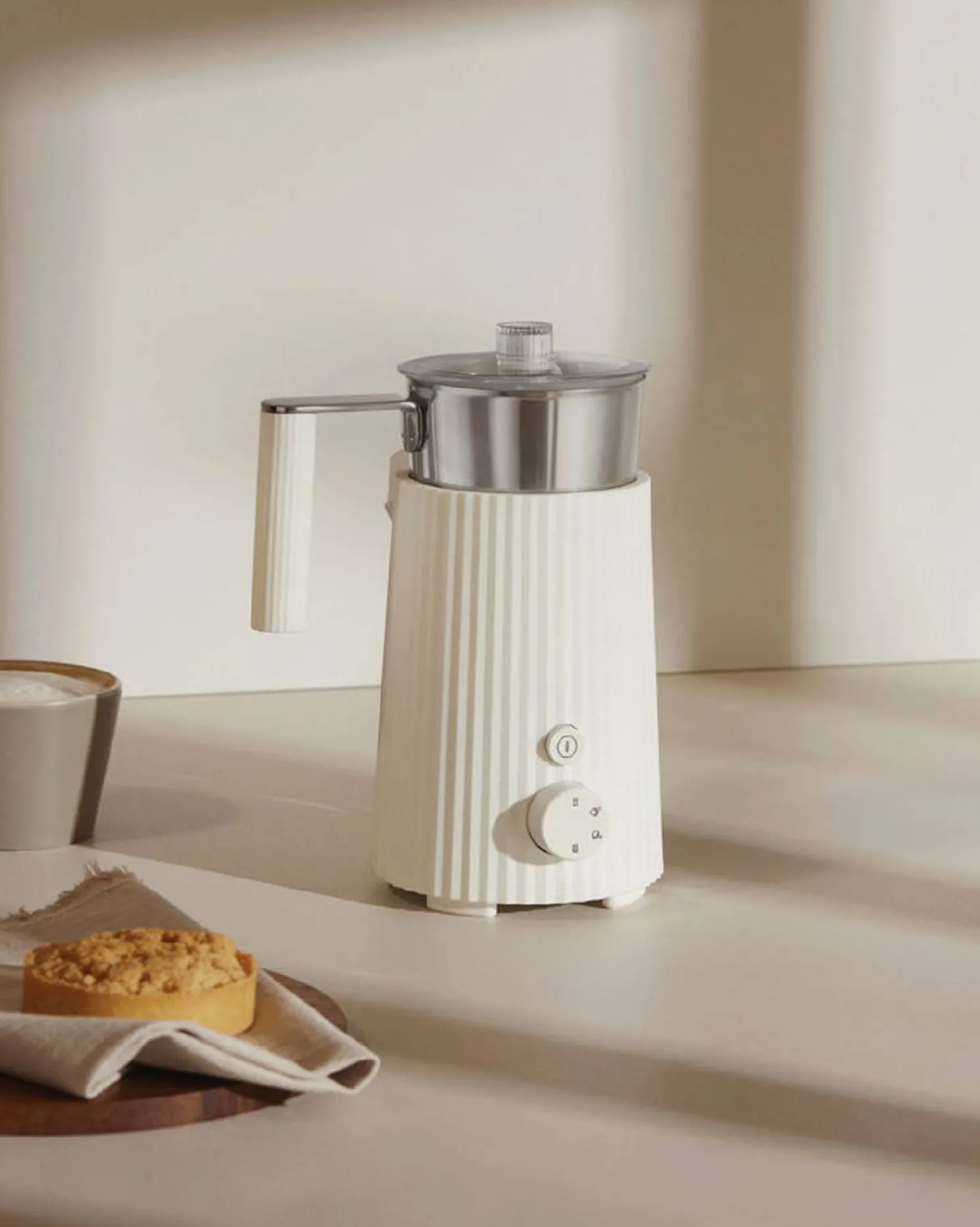 Alessi Plisse, Milchschäumer Weiß