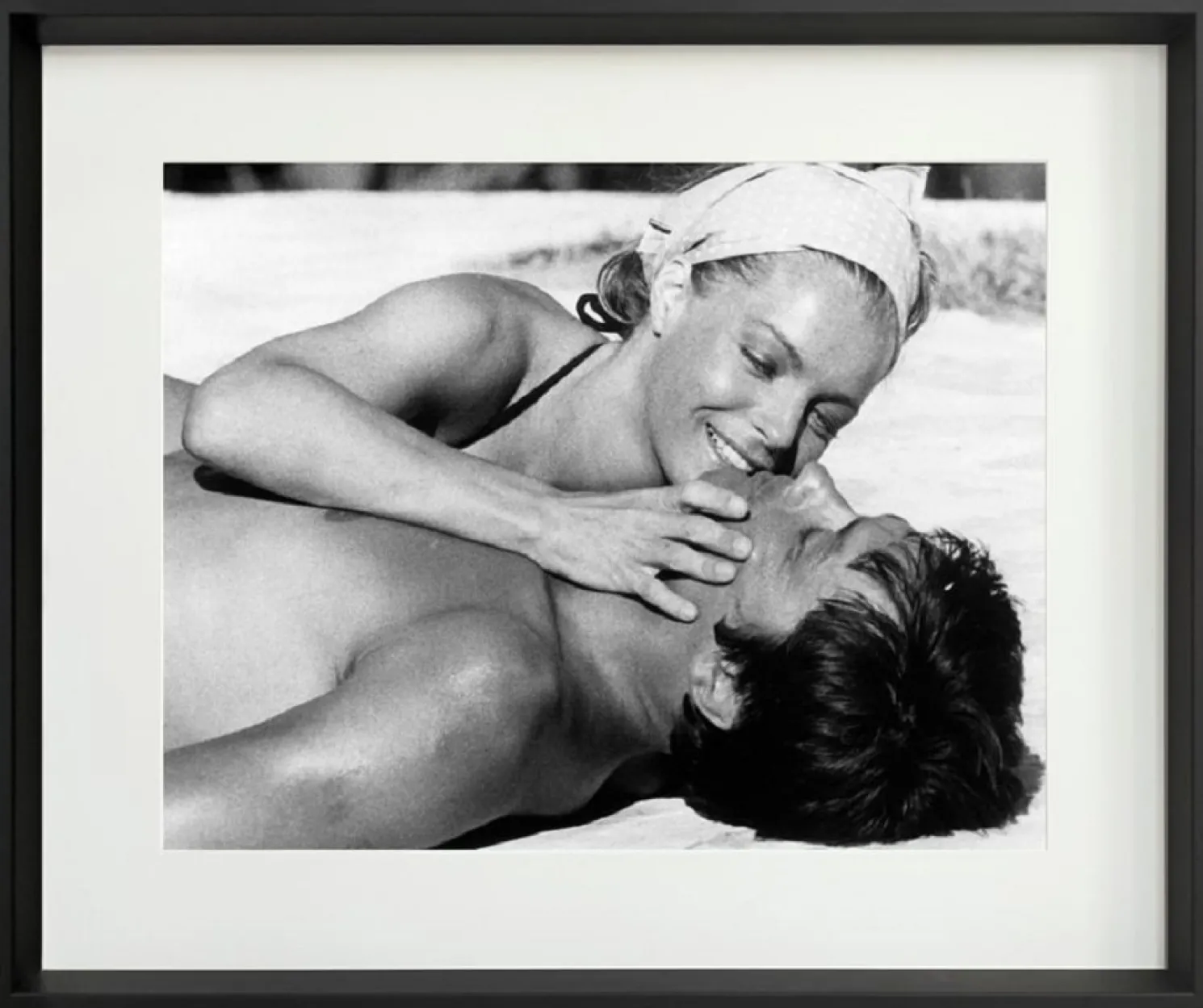 Cadr Aven Bild im RahmenPrestige - La Piscine 50*60 cm weiß