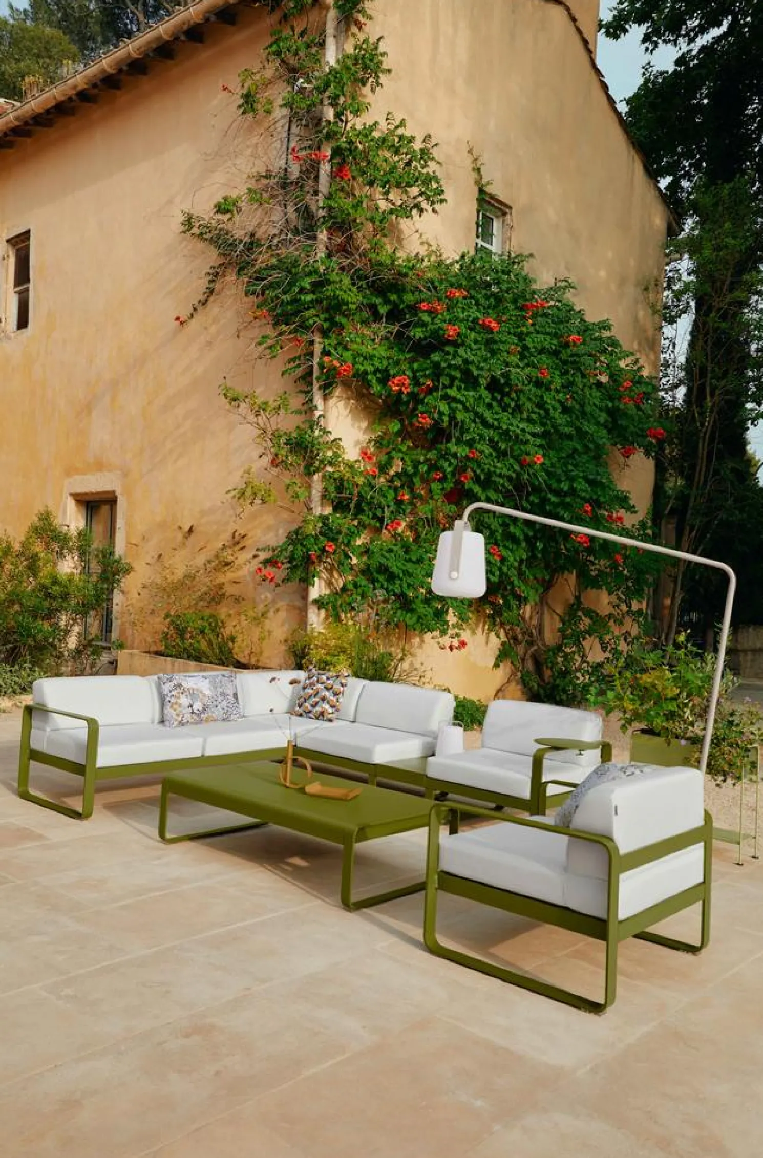 Fermob Bellevie niedriger Lounge-Tisch groß 138 x 80cm Lakritze