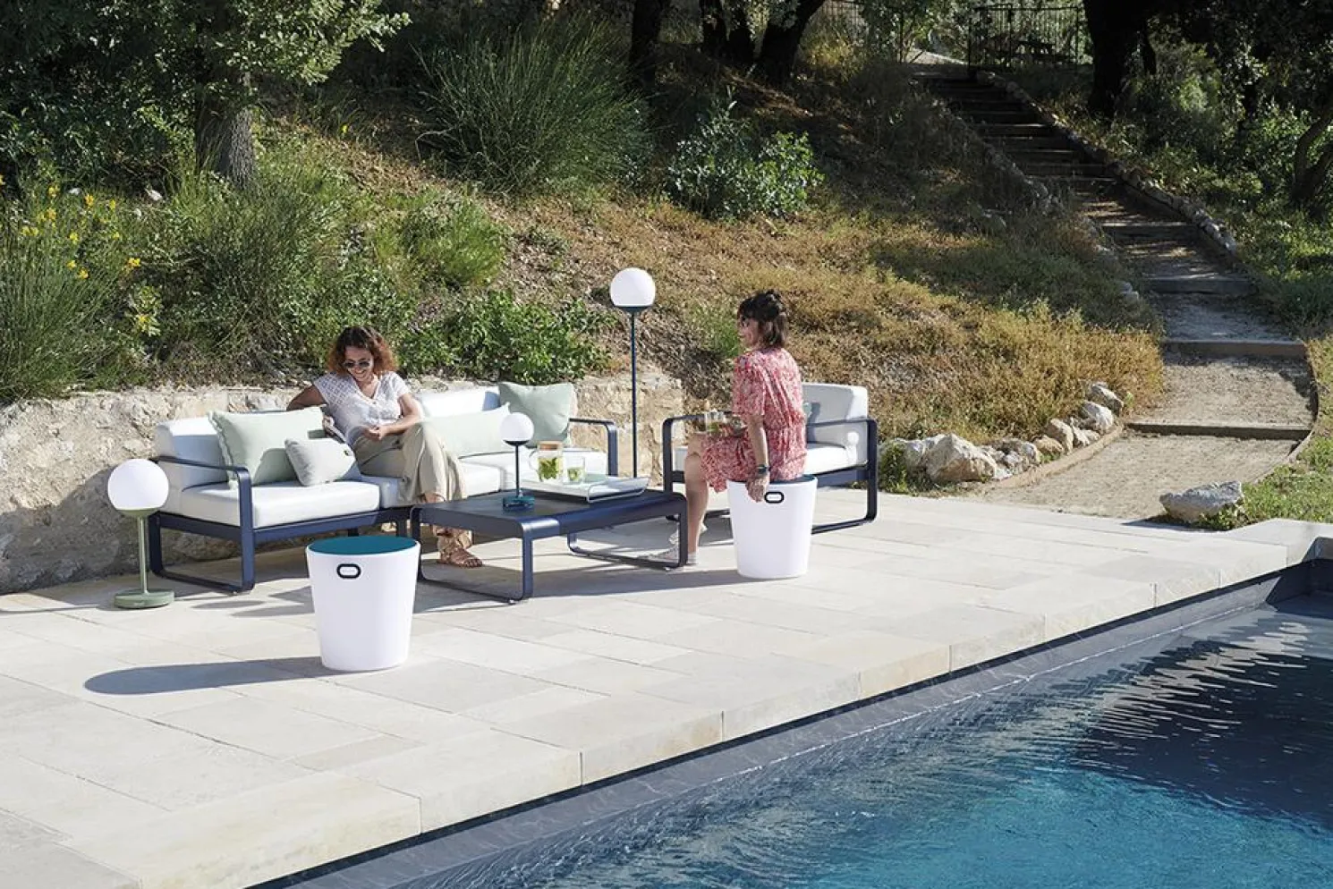 Fermob Bellevie niedriger Lounge-Tisch groß 138 x 80cm Lakritze