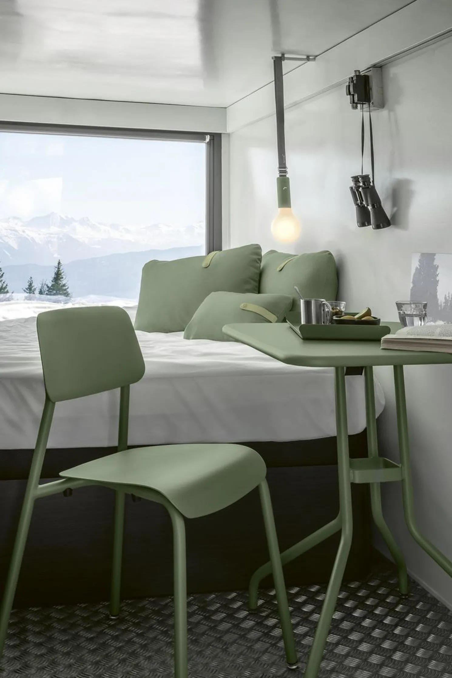 Fermob Studie Stapelstuhl Outdoor Muskat