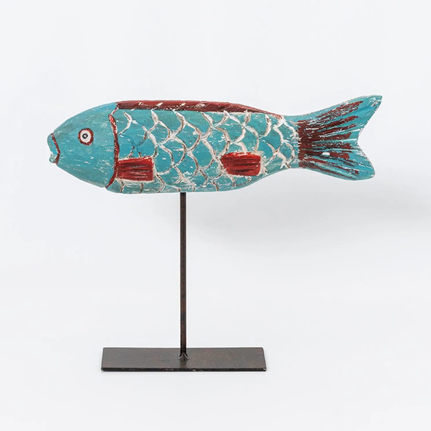 Batela Fisch in Holz in leuchtenden Farben geschnitzt rotbraun