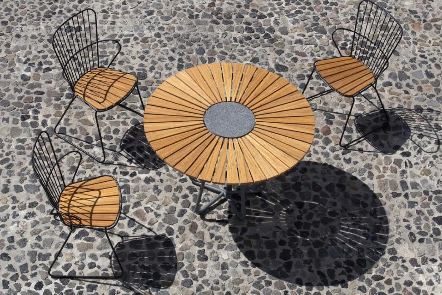HOUE Outdoor Esstisch Circle Ø110
