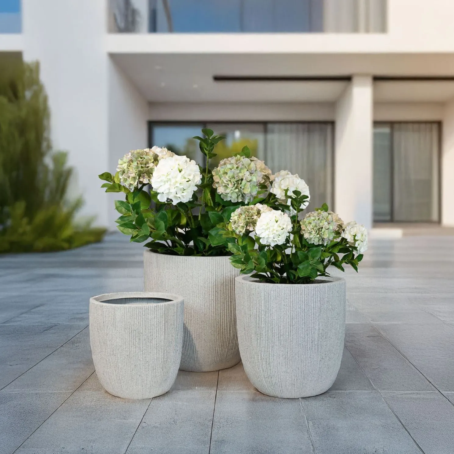 Fleur Ami Toskana modernes Bodengefäß mit Rillenstruktur Ø 31 cm, Höhe 31,5 cm stone black