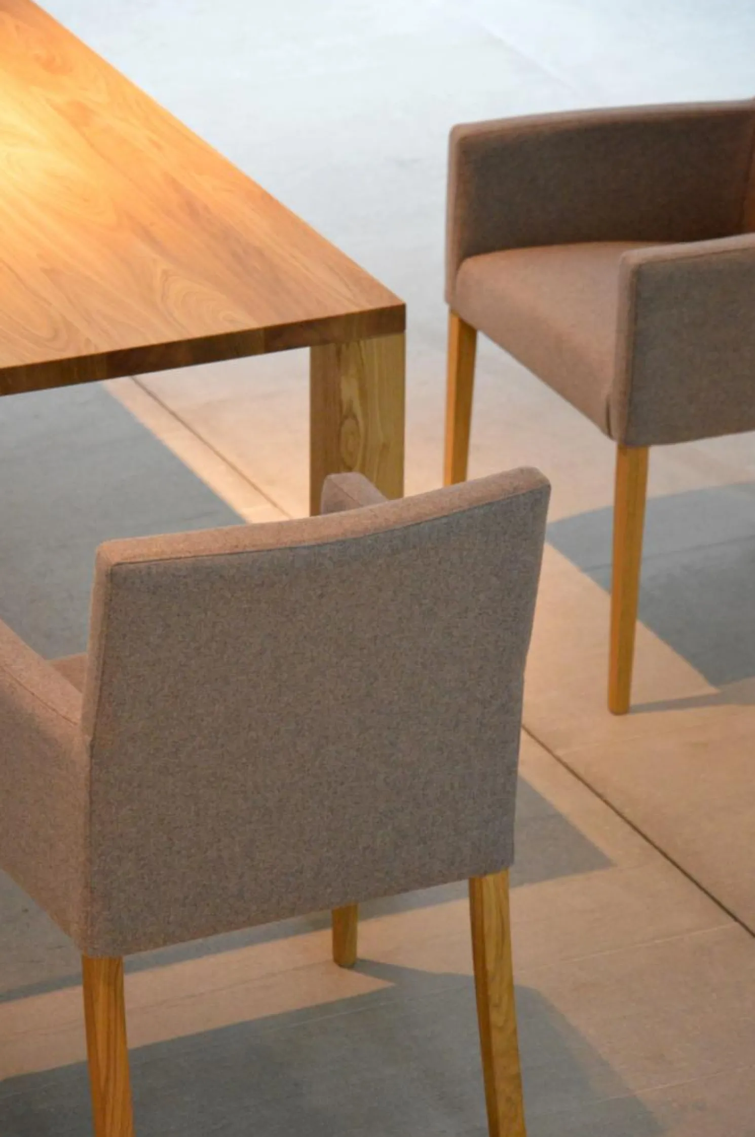 Jan Kurtz AUGUS - Stuhl steinbraun