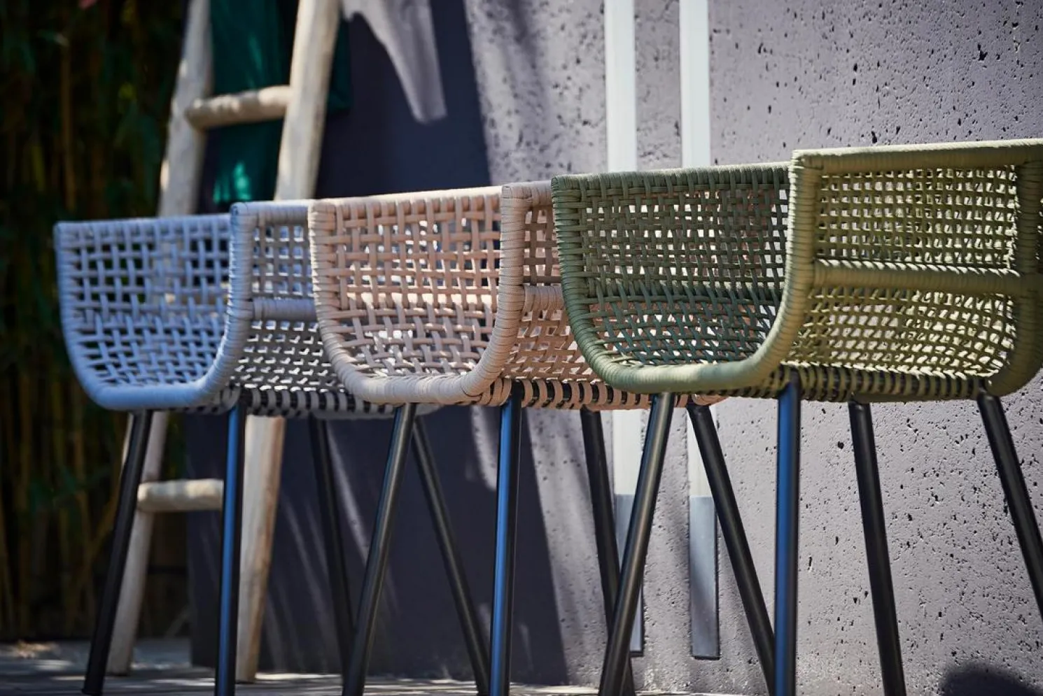 Jan Kurtz Outdoor Stuhl Suka schwarz/taupe