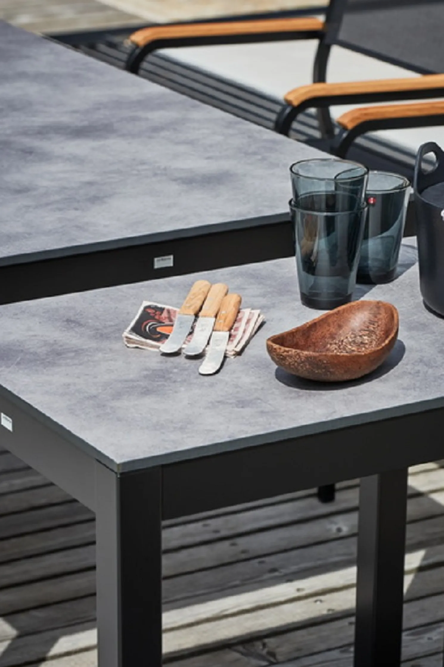 Jan Kurtz Outdoor Tisch Quadrat Hpl-Schichtstoff zementoptik / weiß 60x90