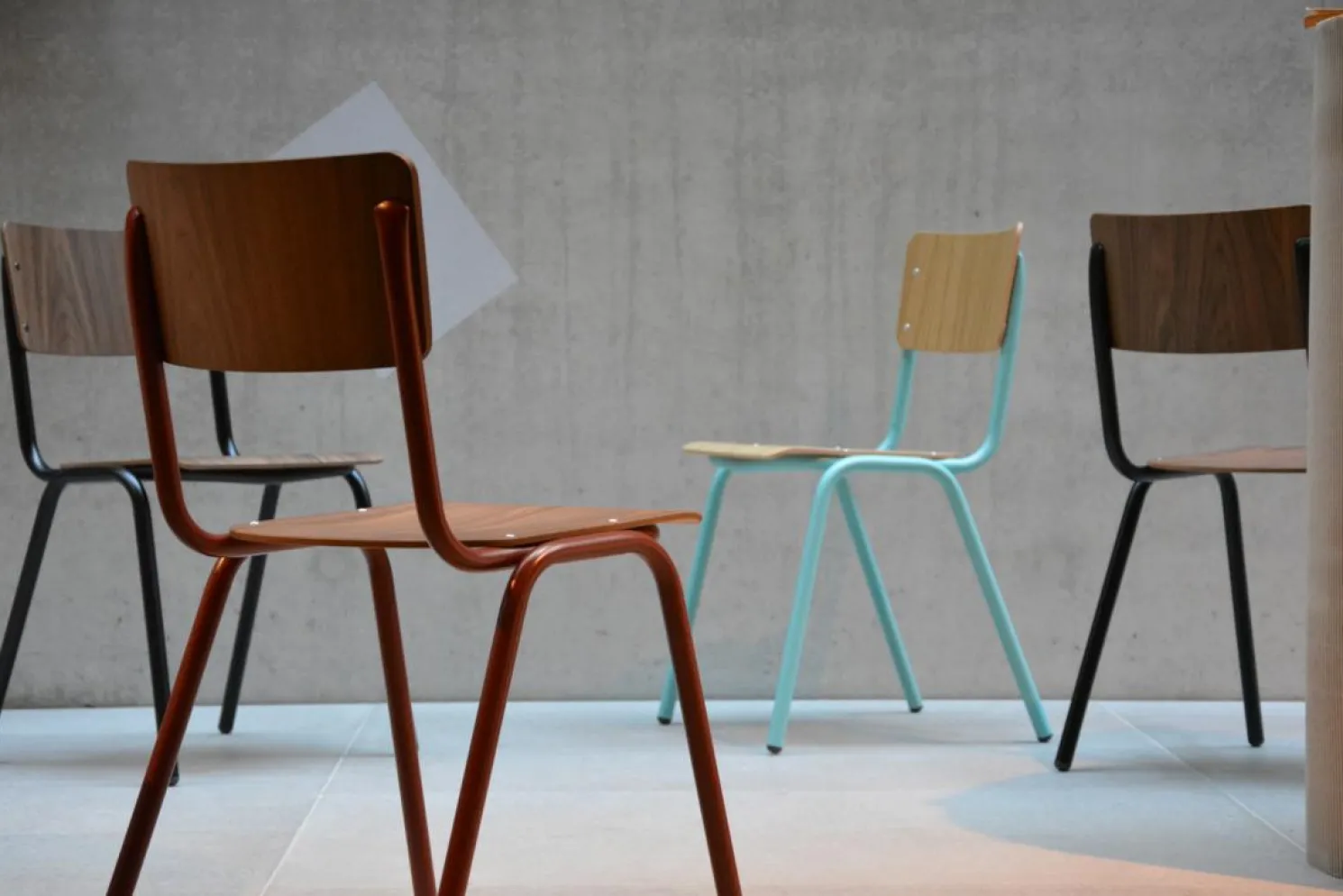 Jan Kurtz Stuhl Zero, türkis/eiche