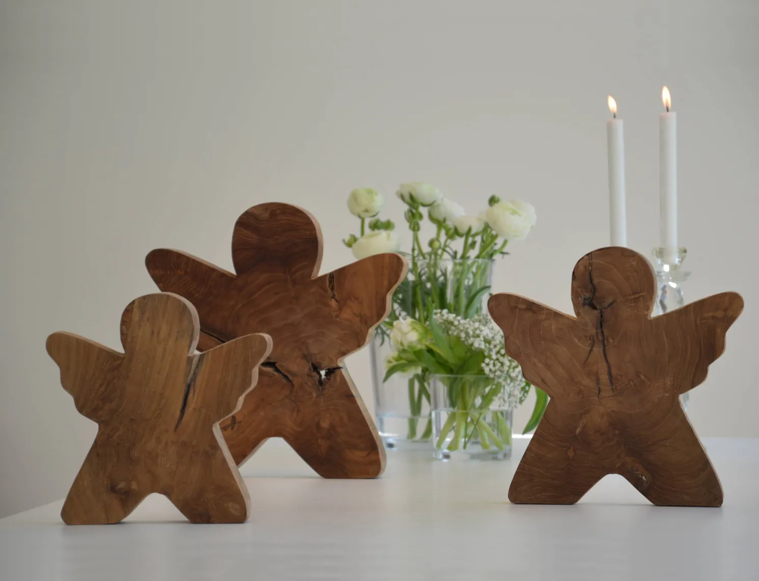 Jan Kurtz Weihnachtsfigur Unikat aus Teak "Schutzengel" 24 x 25 x 8 cm