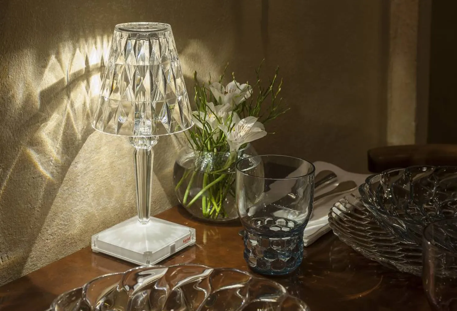 Kartell Tischleuchte BIG Battery cola