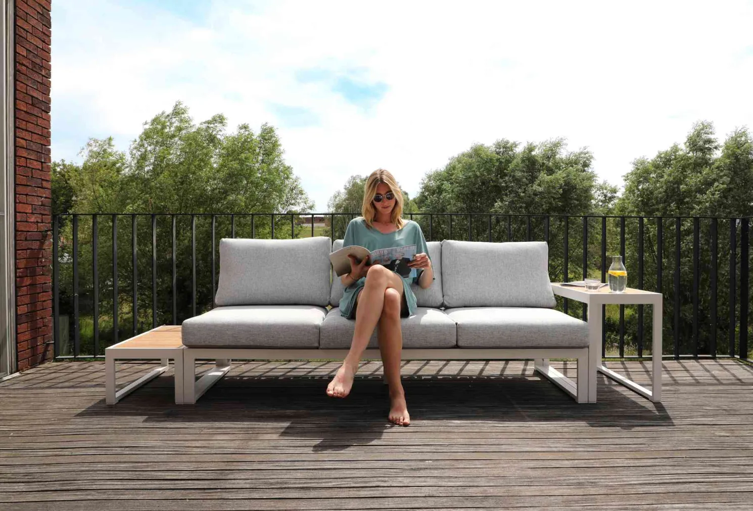 4-M Design Nest 3-Sitzer Sofa für Outdoor verstellbar Grün