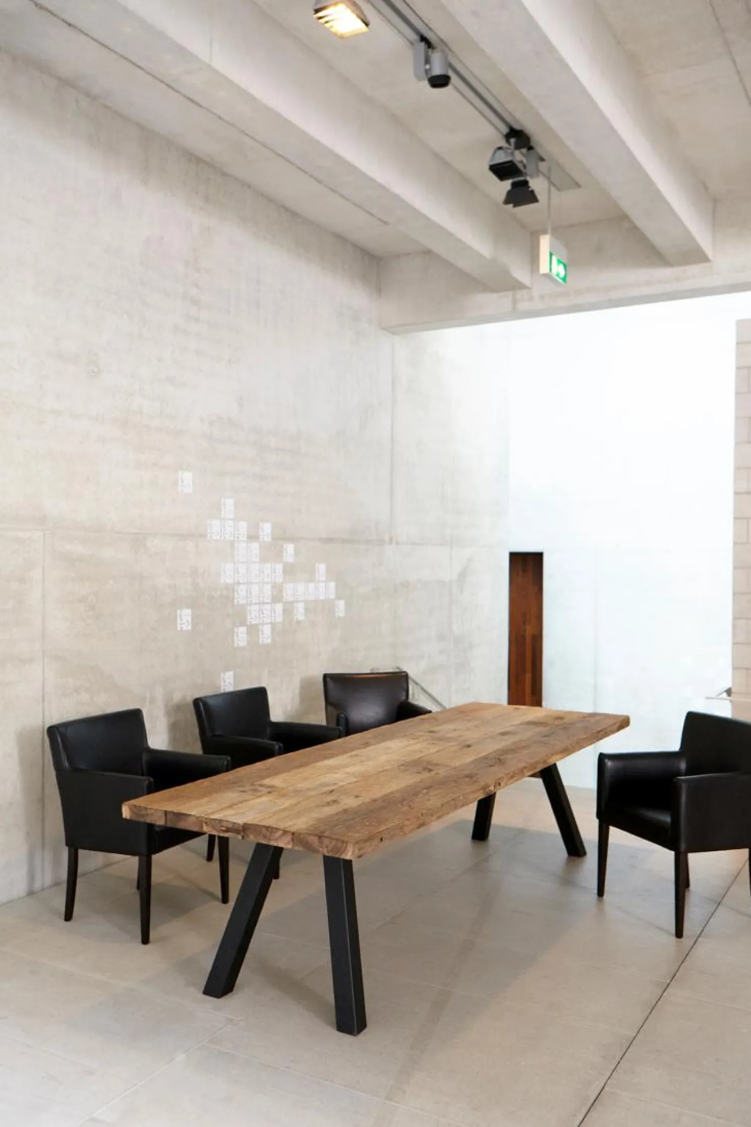 Jan Kurtz Tisch Bradford 240 cm - schwarz pulverbeschichtet