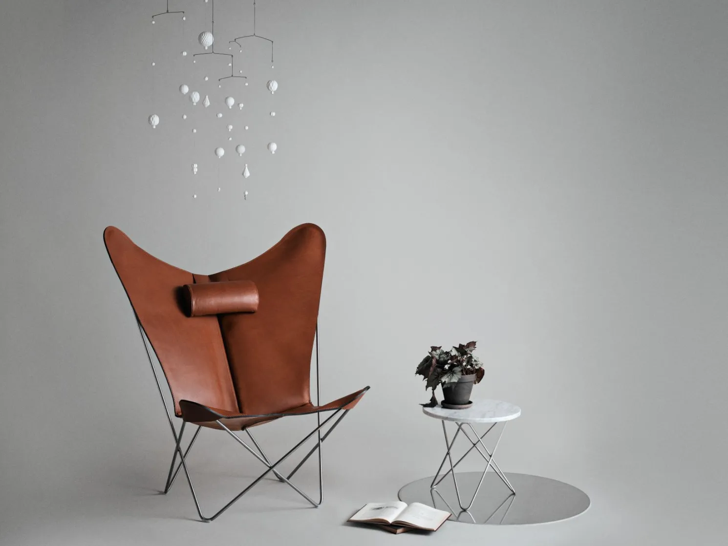 Ox Denmarq KS Chair Ledersessel Stahl schwarz, Haselnuss