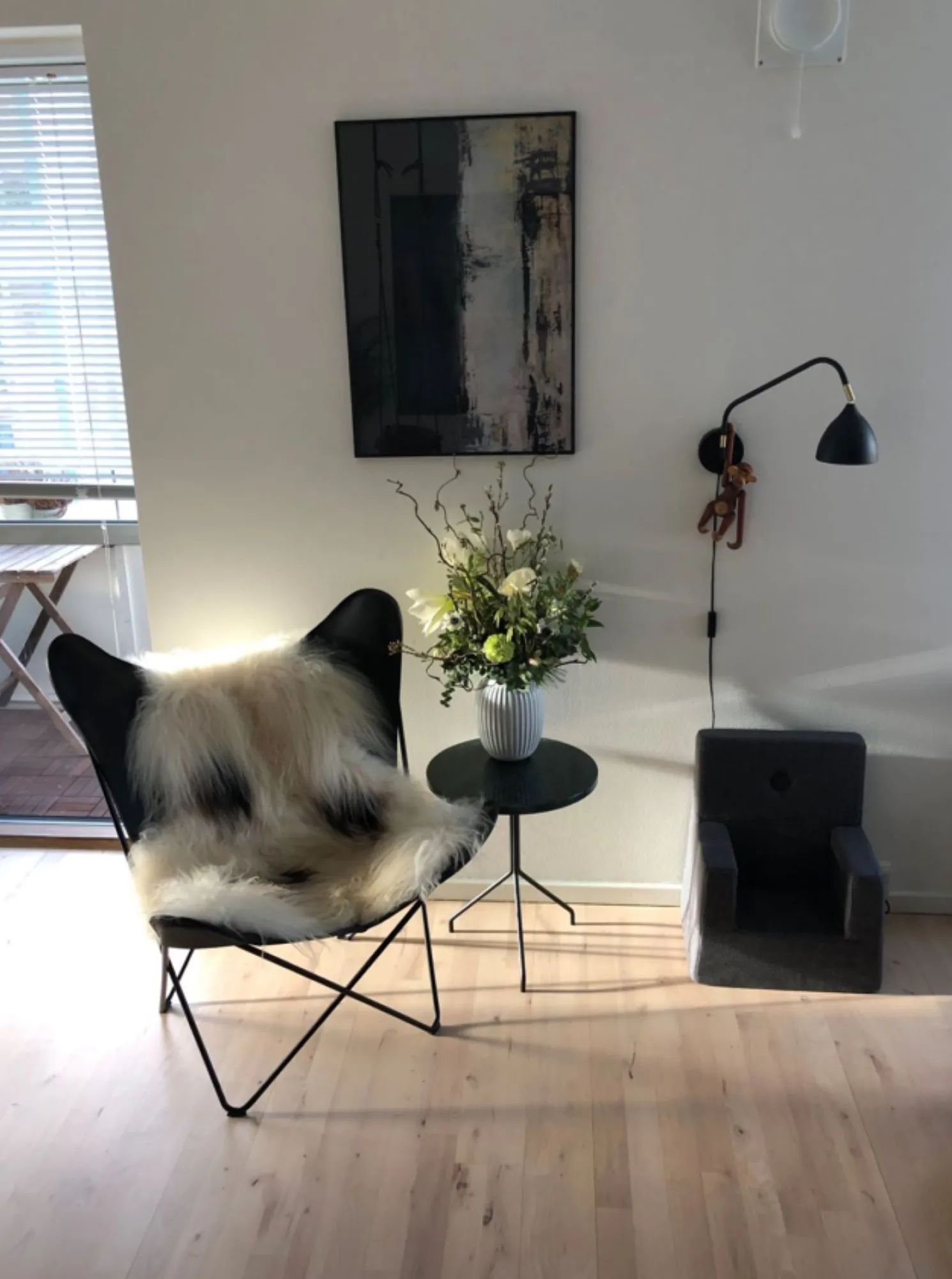 Ox Denmarq TRIFOLIUM Chair - Premiumsessel Stahl schwarz, Haselnuss