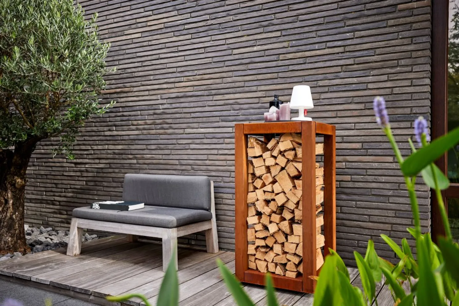 RB73 Quarubox Holzlager Höhe 103 cm