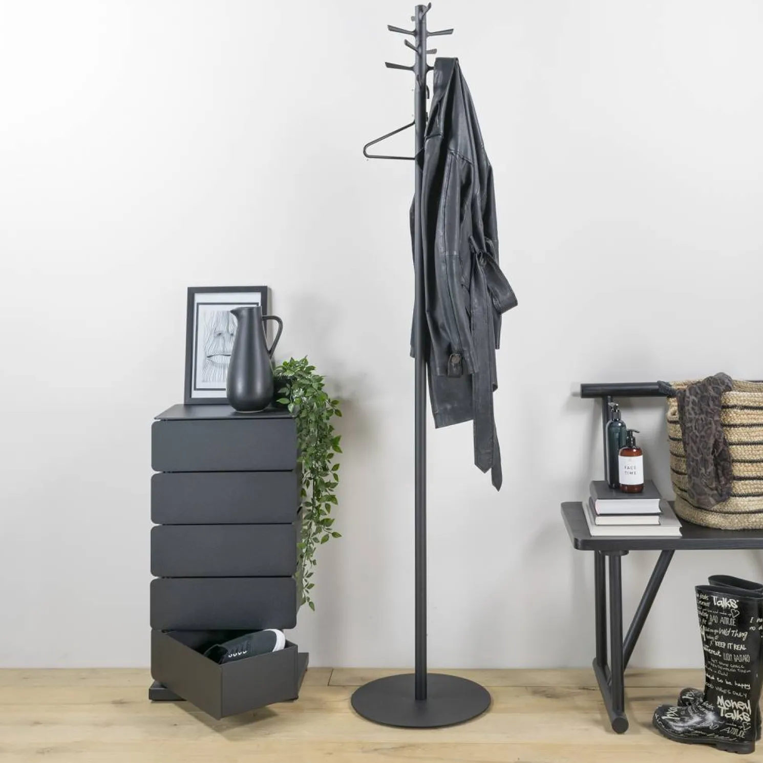 Spinder Design PULL Garderobe freistehend