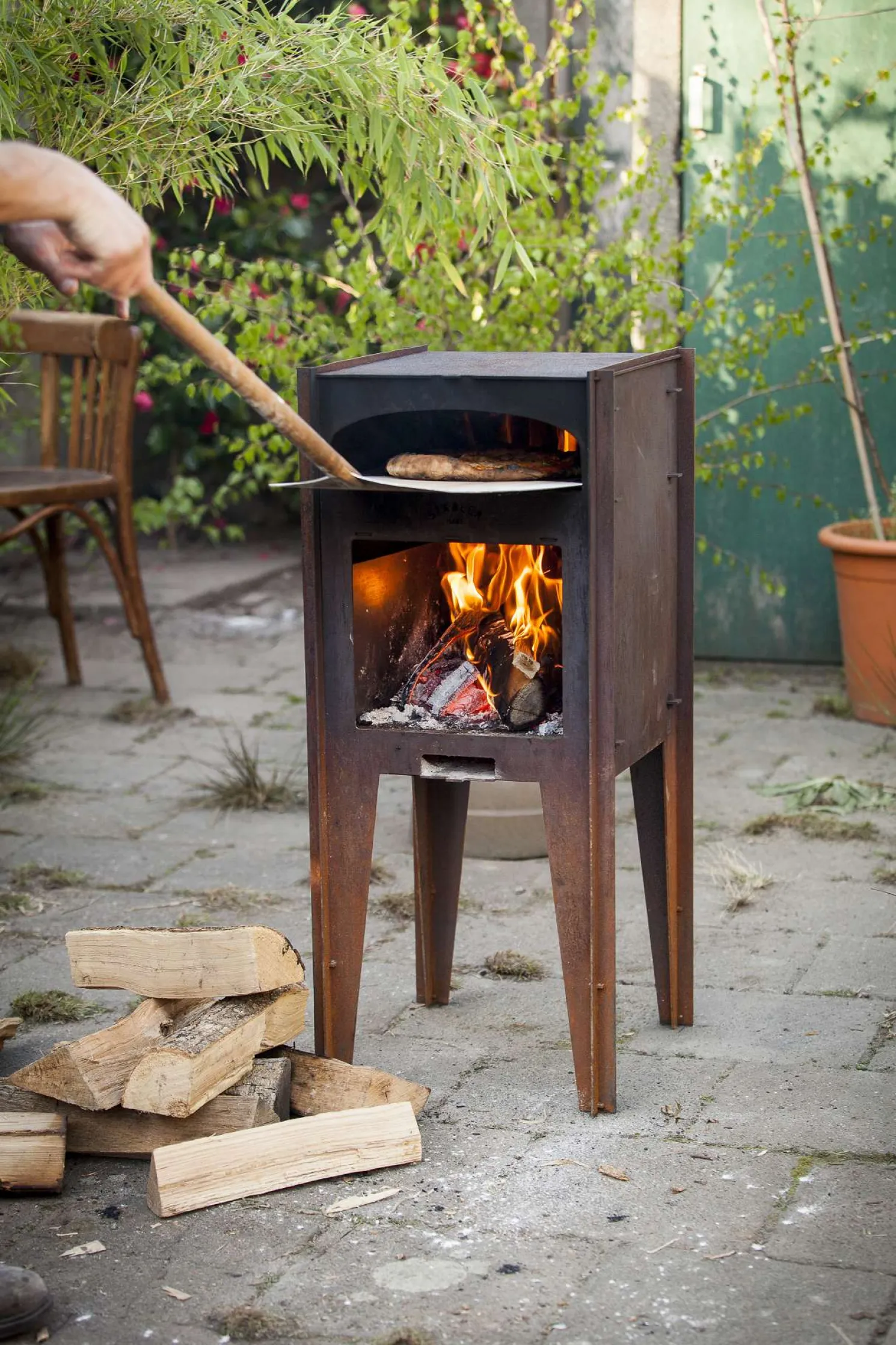 STÄDLER MADE Outdoor Pizza Ofen - verschiedene Aktionssets Alles für die perfekte Pizza (Pizzaschaufel+Pizzamesser)