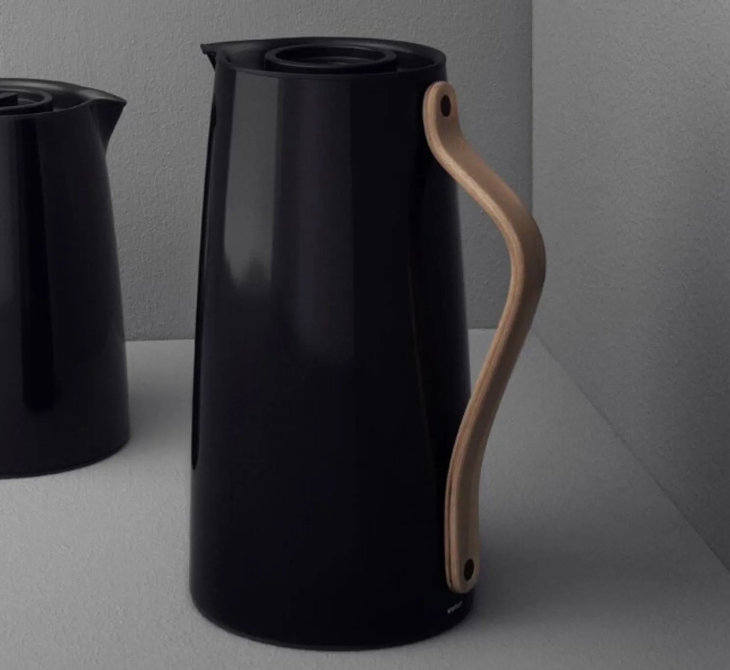 Stelton Emma Isolierkanne Kaffee Schwarz