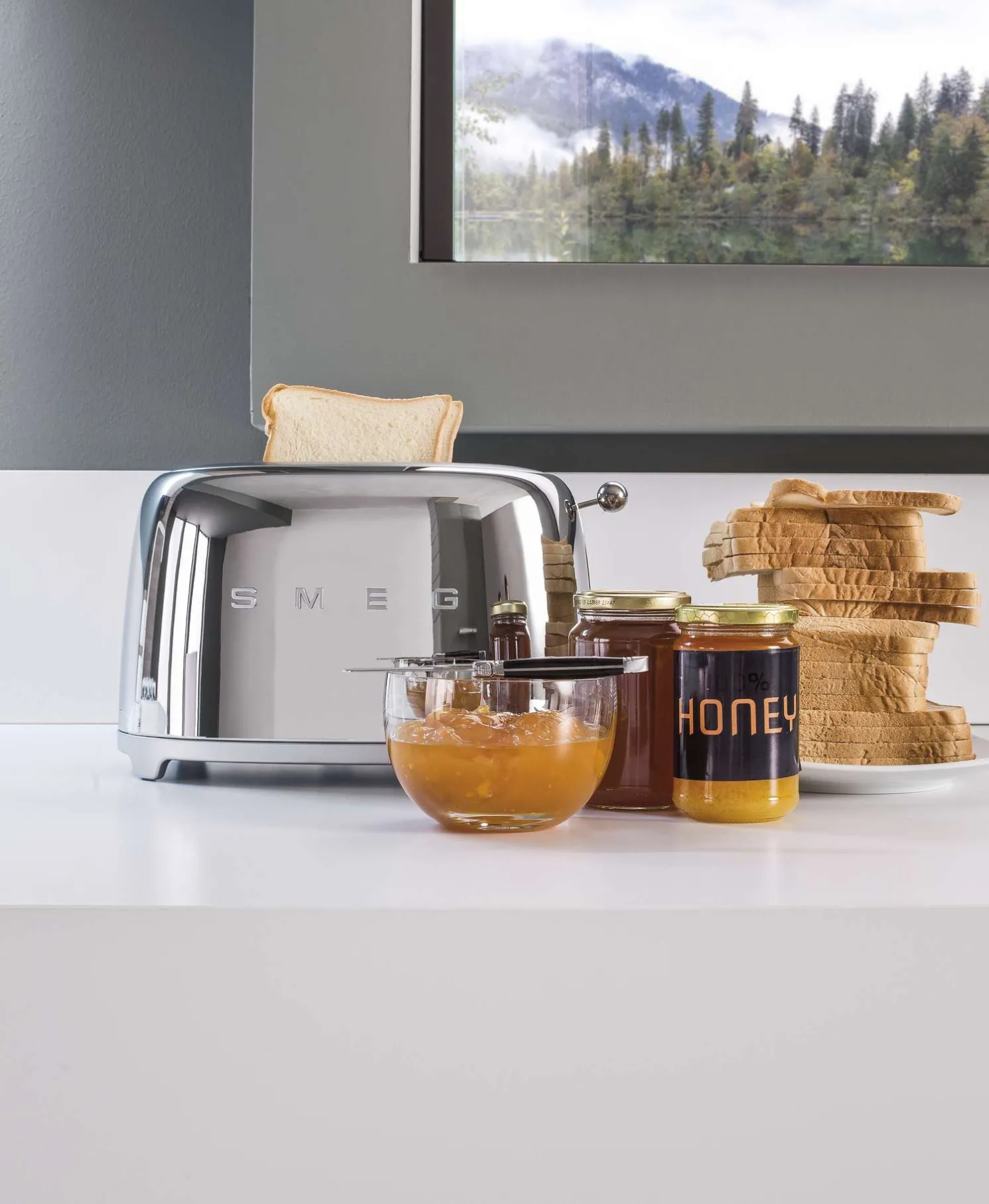 Smeg Kompakter Retro 2-Schlitz-Toaster Weiß