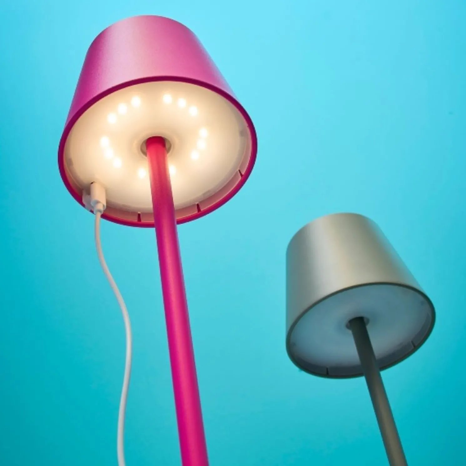 Werner Voß LED Outdoor Stehleuchte Lys Magenta