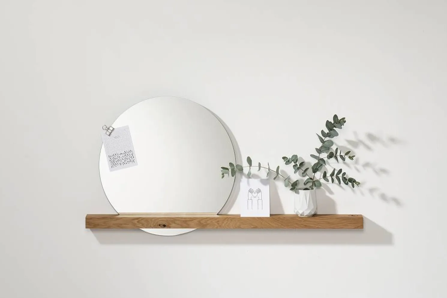 weld & co Wandspiegel mit Eichenholzleiste 100 × 7,5 × 4 cm, Spiegel Ø 50 cm rechts